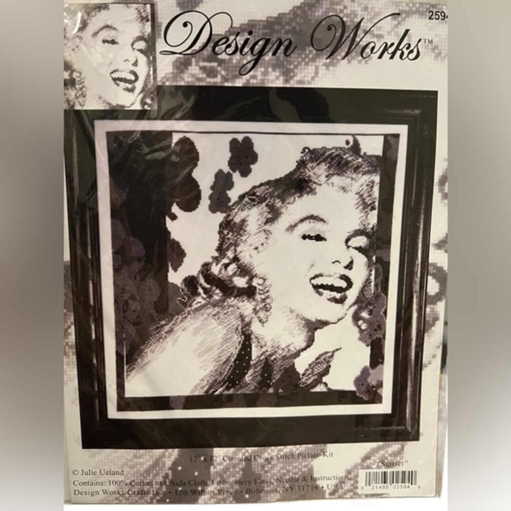Needlecraft Design Works Counted Cross‎ Stitch Kit STARLET Marilyn Monroe 18 Ct